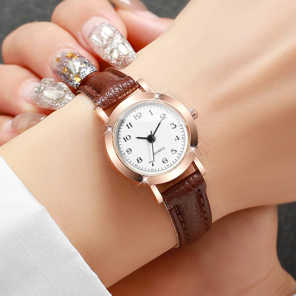 Women's Fashion Retro Small Fresh Simple Scale Elegant Trendy Korean Edition Fashion Quartz Watch Combination Set (Without Box)