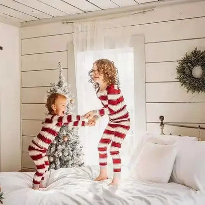 2025 New Family Christmas Matching Pajamas Set Striped Print Mom Dad Kids Clothing Sets Baby Romper Soft Casual Xmas Look Pyjama