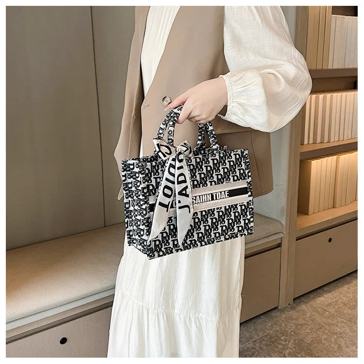 Ladies Bag New High-end Large Capacity Shopping Bag 2025 Fashion Versatile Hand-held Underarm Tote Bag