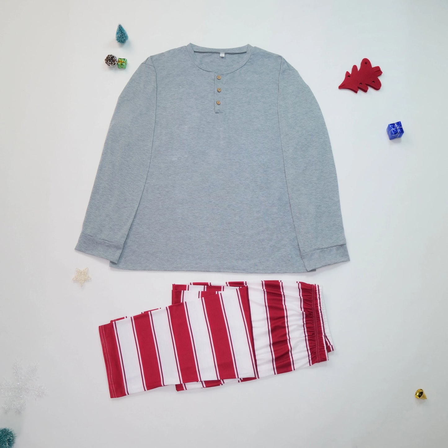 2025 New Family Christmas Matching Pajamas Set Striped Print Mom Dad Kids Clothing Sets Baby Romper Soft Casual Xmas Look Pyjama