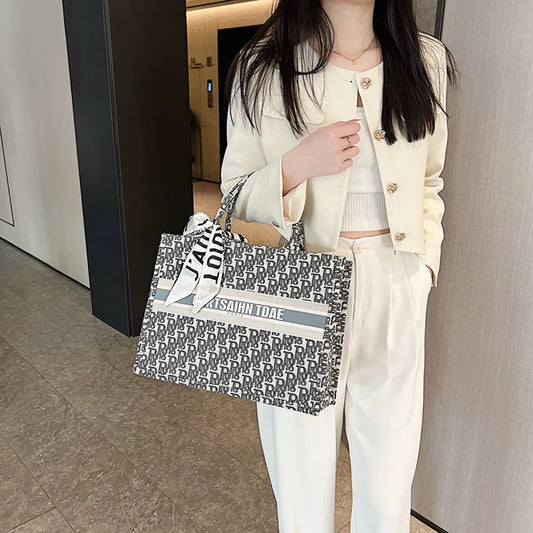 Ladies Bag New High-end Large Capacity Shopping Bag 2025 Fashion Versatile Hand-held Underarm Tote Bag