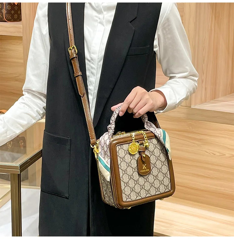 Ladies' handbag, light luxury square bag, 2025 autumn and winter new style, high-end and high designer single shoulder crossbody